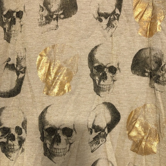 Lane Bryant Skulls Metallic Graphic Raglan Tee Sz 26/28 - Picture 2 of 7